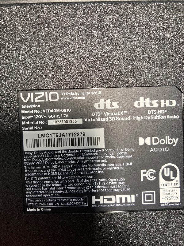 Photo 1 of **SMASHED SCREEN FINAL SALE**VIZIO 40-inch Full HD 1080p Smart TV with DTS Virtual: X, Alexa Compatibility, Google Cast Built-in, Bluetooth Headphone Capable, (VFD40M-08 New)
