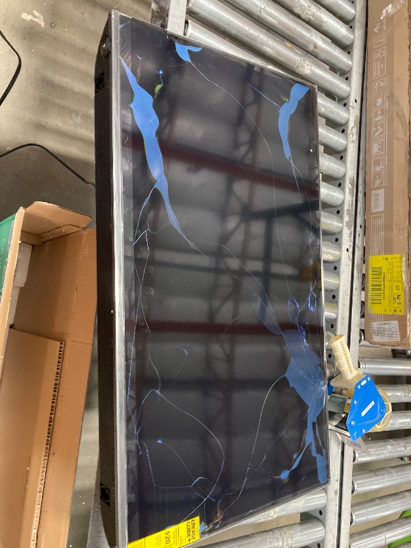 Photo 1 of **SMASHED SCREEN FINAL SALE**VIZIO 40-inch Full HD 1080p Smart TV with DTS Virtual: X, Alexa Compatibility, Google Cast Built-in, Bluetooth Headphone Capable, (VFD40M-08 New)