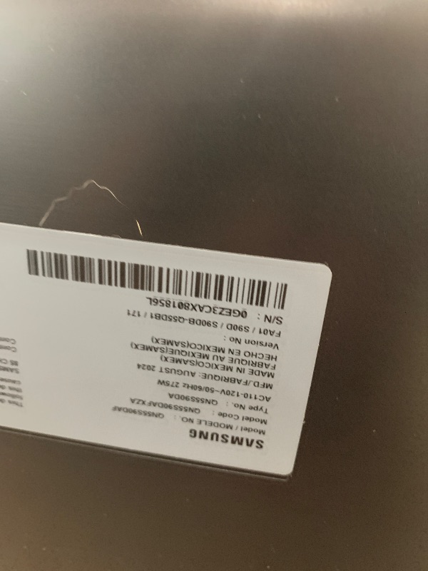 Photo 1 of ******************TV WILL NOT TURN ON, NON-FUNCTIONAL, FINAL SALE*********************

Samsung 55-Inch Class OLED 4K S90D Series HDR+ Smart TV w/Dolby Atmos, Object Tracking Sound Lite, Motion Xcelerator, Real Depth Enhancer, 4K AI Upscaling, Alexa Built