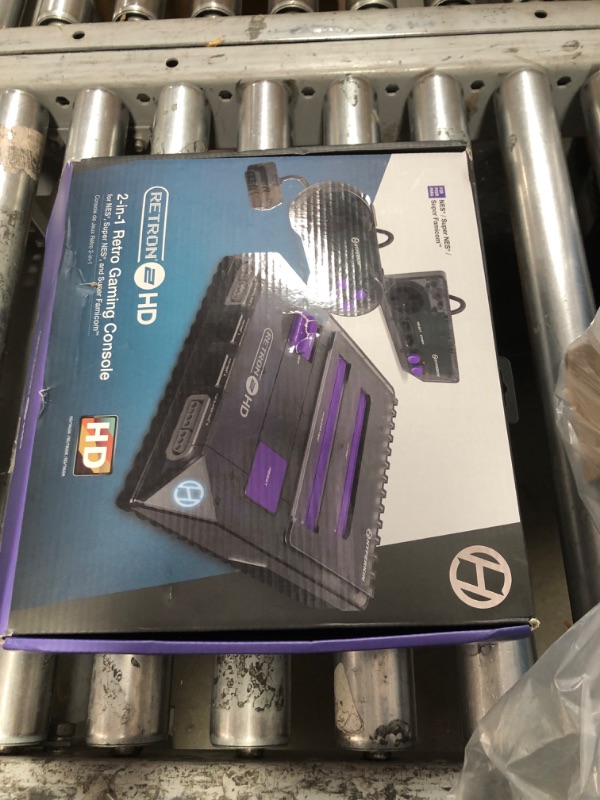 Photo 1 of ***MISSING 1 CONTROLLER***

Hyperkin RetroN 2 HD Gaming Console for NES/Super NES/Super Famicom(Space Black)