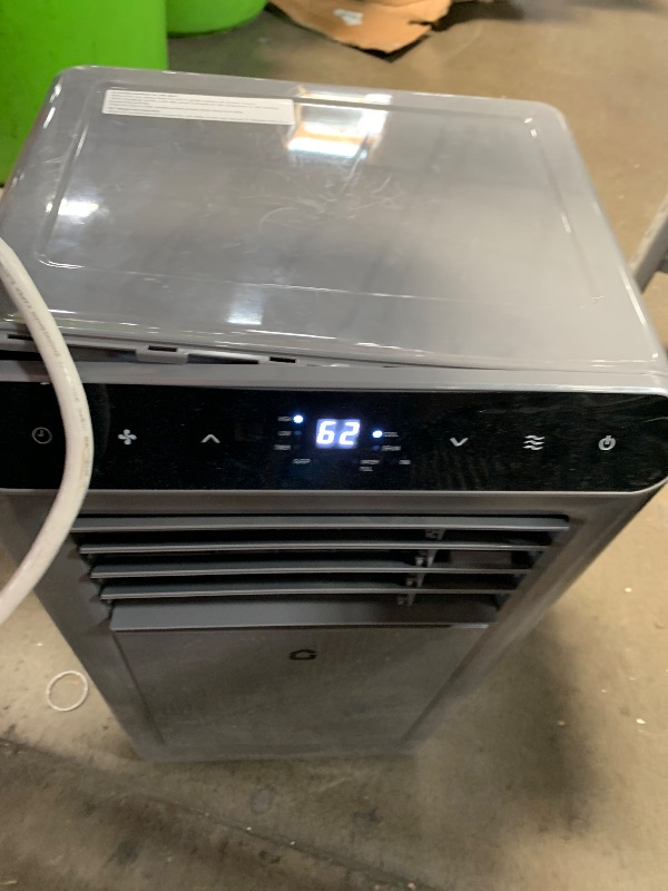 Photo 1 of ************MISSING REMOTE/MINOR DAMAGE****************
GarveeHome 10,000 BTUs Portable Air Conditioner with Dehumidifier, Cooling, Fan 3-In-1, Drainage-Free Cooling, Cools Up to 450 Sq. Ft. with Remote Control, Grey