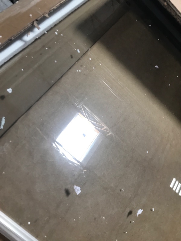 Photo 1 of 1 Set of Shower Doors UNKNOWN MAKE/MODEL