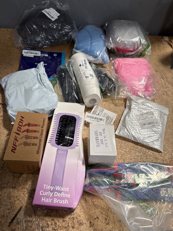 Photo 1 of **FINAL SALE BUNDLE OF MISCELLANEOUS ITEMS NON-REFUNDABLE**
