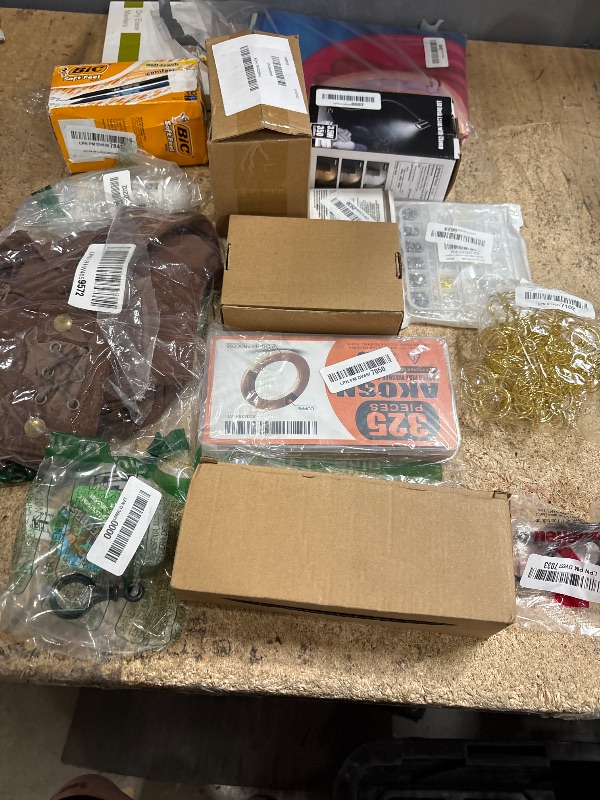 Photo 1 of **FINAL SALE BUNDLE OF MISCELLANEOUS ITEMS NON-REFUNDABLE**