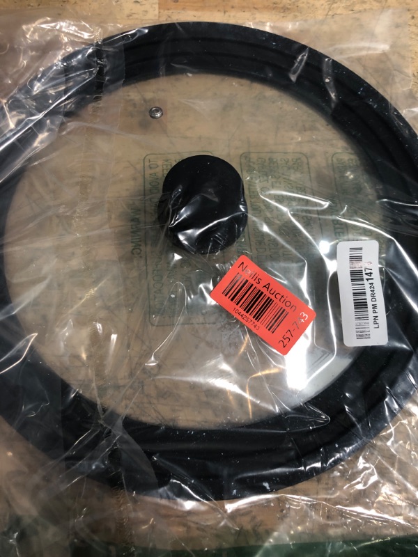 Photo 1 of ***(MINOR DAMAGE/ SEE NOTES)***Anaeat Silicone Universal Lid for Pots, Pans and Skillets - Tempered Glass Covered with Heat Resistant Silicone Rim Fits 11", 12" and 12.5" Diameter Cookware -Easy to Use Replacement Frying Pan Cover