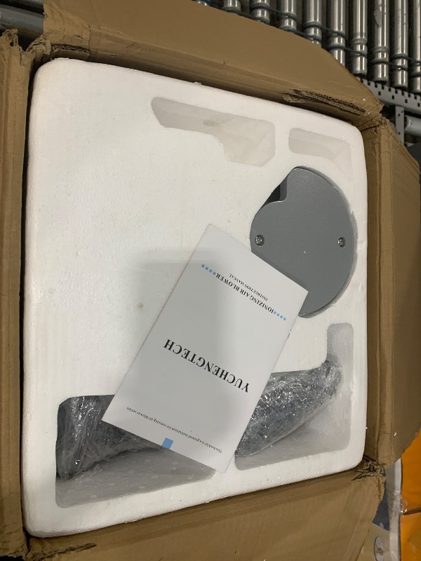 Photo 1 of YUCHENGTECH Woodworking Edge Bander Banding Machine Portable Edge Bander Curve Straight Edge Banding Machine With Speed Control 5-10m/min (110V, Adjustable speed)