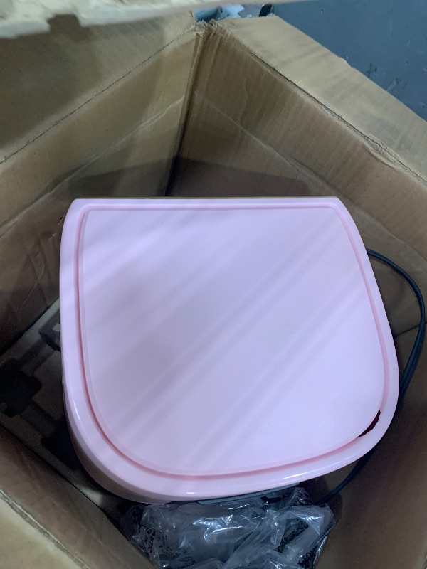 Photo 1 of (read clerk comments) Paris Hilton Air Fryer, Large 6-Quart Capacity, Nonstick Made without PFAS, Touchscreen Display, 8-in-1 (Air Fry, Roast, Broil, Bake, Reheat, Keep Warm, Pizza, Dehydrate), Dishwasher Safe, Pink