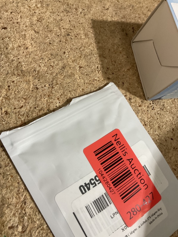 Photo 1 of ????? ???????? USB to USB C Adapter,USB C Male to USB 3.0 Female OTG Converter for iPhone 16 15 14 13 Plus Pro Max,Apple Watch,Airpods,S24 Ultra, Gender Changers OTG Adapters - Gray