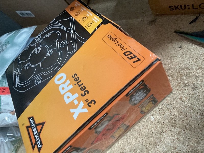 Photo 1 of *unable to tested* Auxbeam XP-Ultra Series 3Inch 80W Spot Flood Combo Ditch Lights, 9600LM Far & Wide Off Road Light Bar Amber White Cube Lights, LED Pod Lights Offroad Driving Auxiliary Fog Lights with Covers, Pair