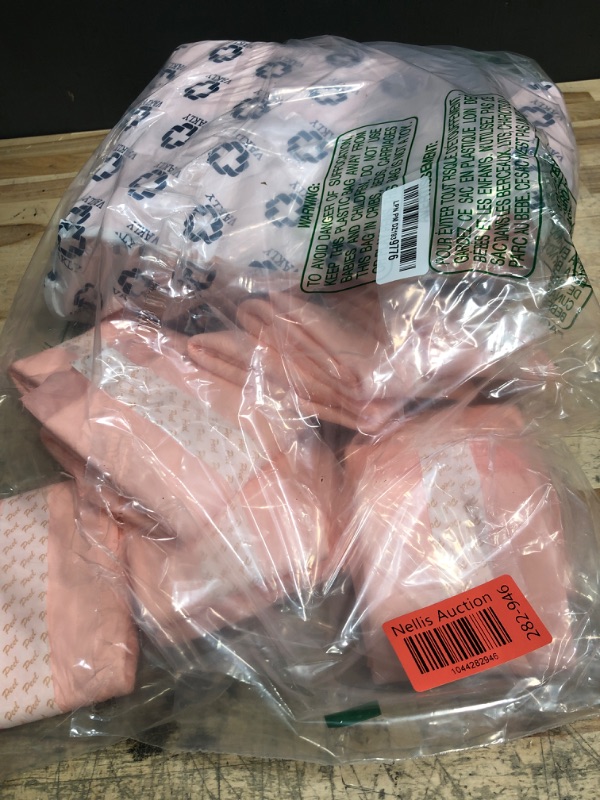 Photo 1 of (unknown if incomplete item) Extra Large Super-Absorbent Contoured Hospital Style Pad Liners [Pack of 40] 7" Wide X 14" Long - Maternity Pads for Heavier Post Birth Protection - Incontinence Liners 7x14 inches
