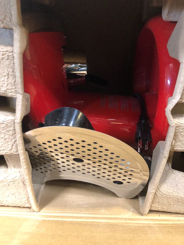 Photo 1 of Illy X7.1 Espresso Single-Serve Machine, Barista Quality Espresso Machine for iperEspresso capsules with Milk Frother Steam Wand (Red)