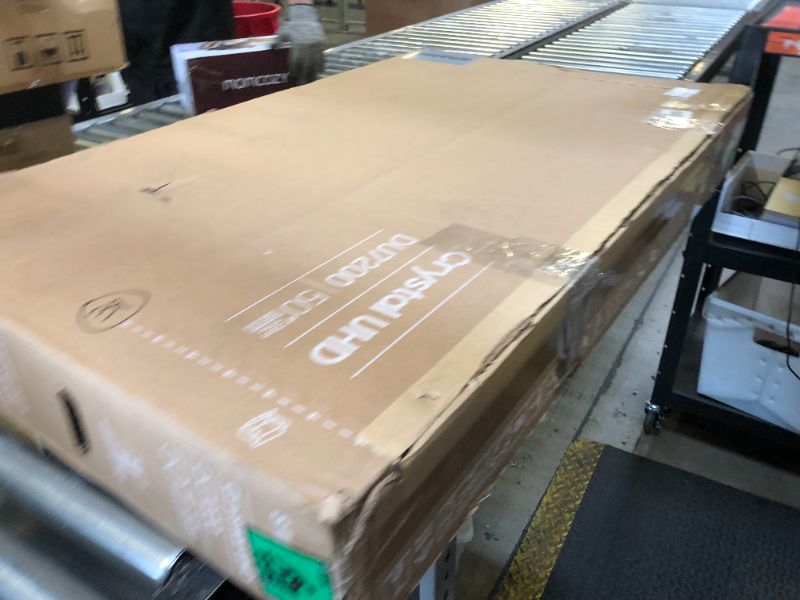 Photo 1 of -PARTS ONLY- SAMSUNG 50-Inch Class Crystal UHD 4K DU7200 Series HDR Smart TV w/Object Tracking Sound Lite, PurColor, Motion Xcelerator, Mega Contrast, Q-Symphony 