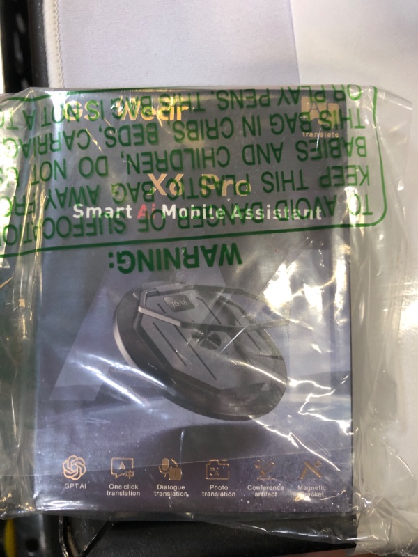 Photo 1 of AI Translation Recorder-Free Transcription & Summary Forever, Supports 152 Languages Real-time/Photo/14 Offline Translation, Portable Meeting Device with Magnetic Holder for Business Travel and Study