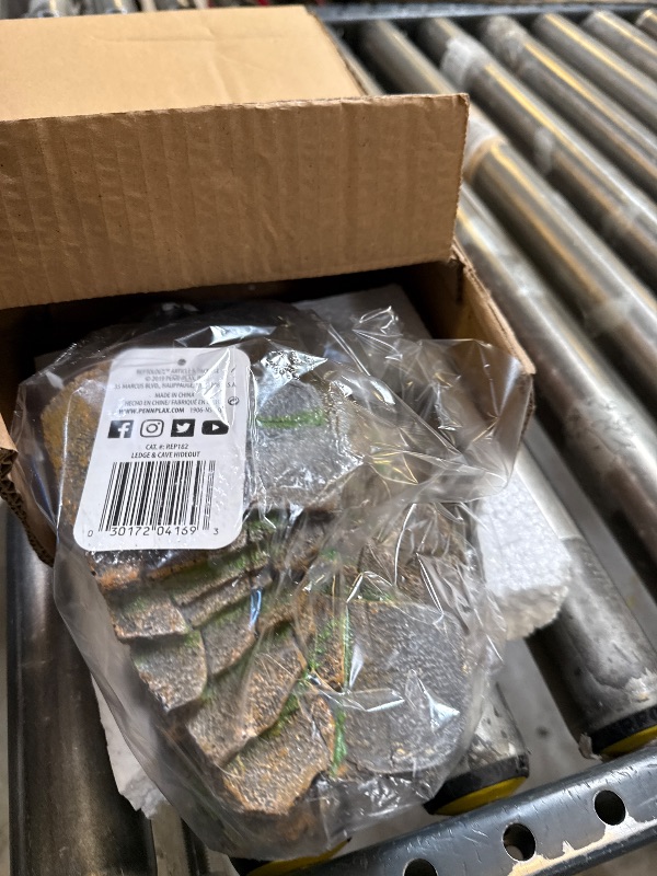 Photo 1 of PENN-PLAX Reptology Shale Scape Step Ledge & Cave Hideout – Basking Area - Decorative Resin for Aquariums & Terrariums – Great for Reptiles, Amphibians, and Fish – Medium