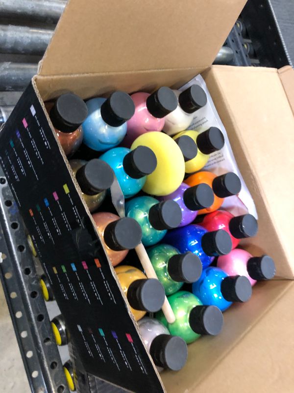 Photo 1 of Nicpro 20 Colors Iridescent Acrylic Paint, 8.45oz / 250ml Large Bulk Metallic Acrylic Paint,Color Shifting & Non-Toxic Art Painting Supplies For Canvas Fabric Rock Wood with Paint Knife Color Wheel
