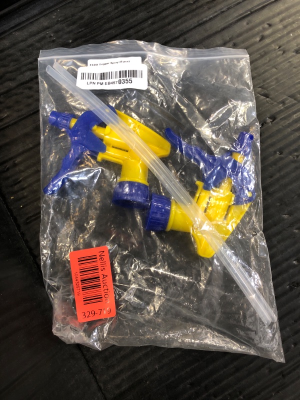 Photo 1 of Ofxdd  Spray Replacement for Water Bottle sprayers, Industrial Trigger Sprayer, Spray Bottle Trigger (Pack of 6)