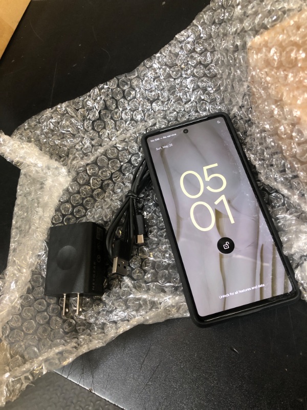 Photo 1 of Google Pixel 7 5G, US Version, 128GB, Snow - Unlocked (Renewed)