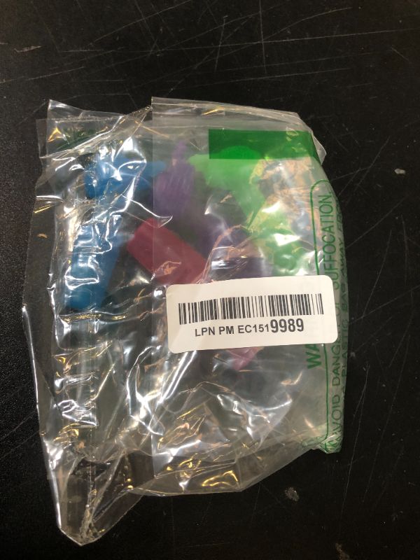 Photo 1 of CamelBak eddy Kids Bite Valves, 4 Count (Pack of 1)