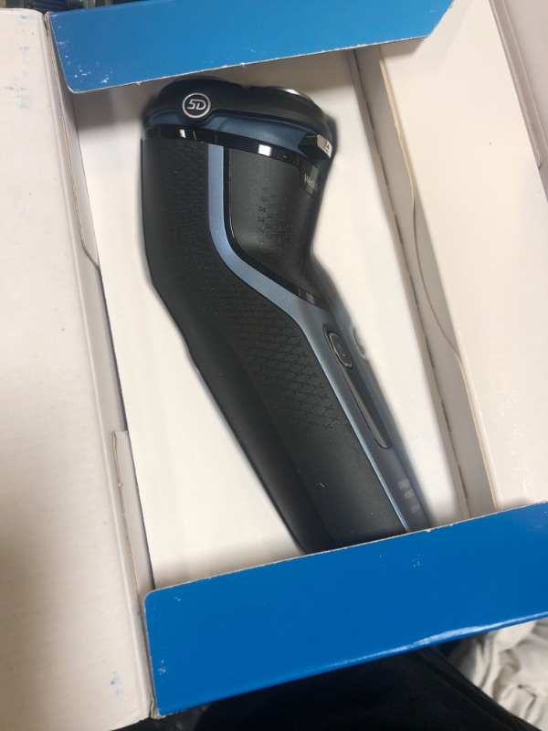 Photo 1 of Philips Norelco Shaver for Men Series 3000 Rechargeable Wet/Dry Mens Electric Shavers Electric Razor for Men- Modern Steel Metallic
