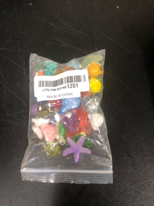 Photo 1 of DIYDEC 36pcs Mini Ocean Resin Animals Tiny Sea Animals Figurines Marine Miniature Plastic Animals Aquarium Ornaments Decorations for DIY Fish Tank Potted Micro Fairy Garden Dollhouse