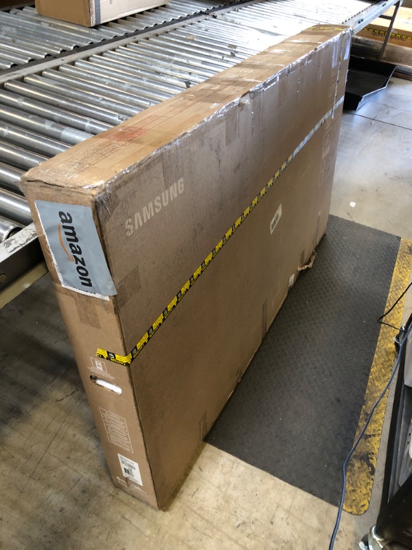 Photo 1 of SAMSUNG 65-Inch Class QLED Q7F Series Samsung Vision AI Smart TV (2025 Model, 65Q7F) Quantum HDR, Object Tracking Sound Lite, Q4 AI Gen1 Processor, 4K upscaling, Gaming Hub, Alexa Built-in