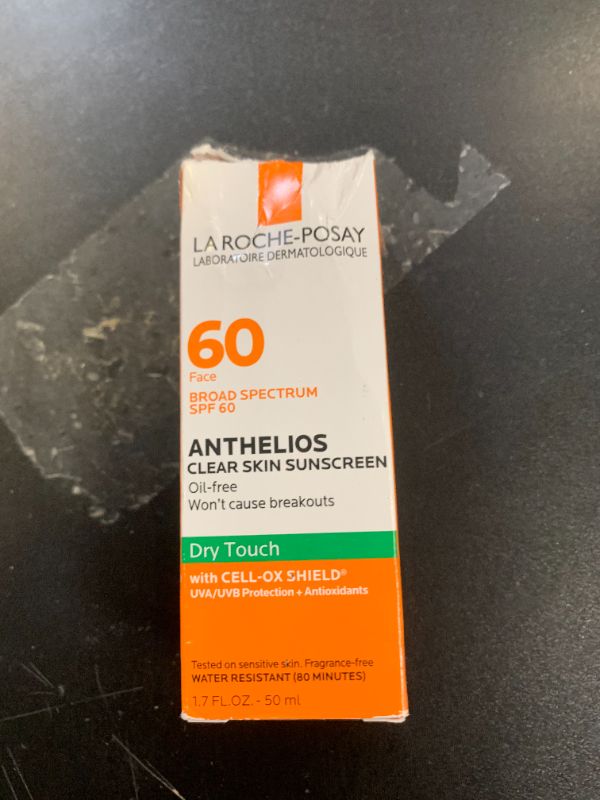 Photo 1 of La Roche-Posay Anthelios Clear Skin Sunscreen Dry Touch SPF 60, Oil Free Sunscreen For Face, Oil Absorbing, Broad Spectrum SPF + Antioxidants, Non-Greasy, Oxybenzone Free, Travel Size