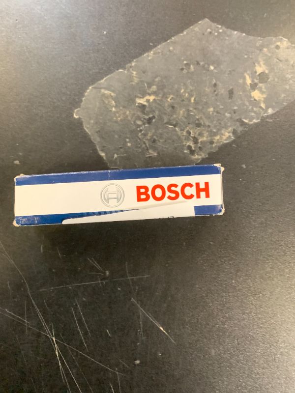 Photo 1 of BOSCH YR7MPP33 OE Fine Wire Double Platinum Spark Plug - Single