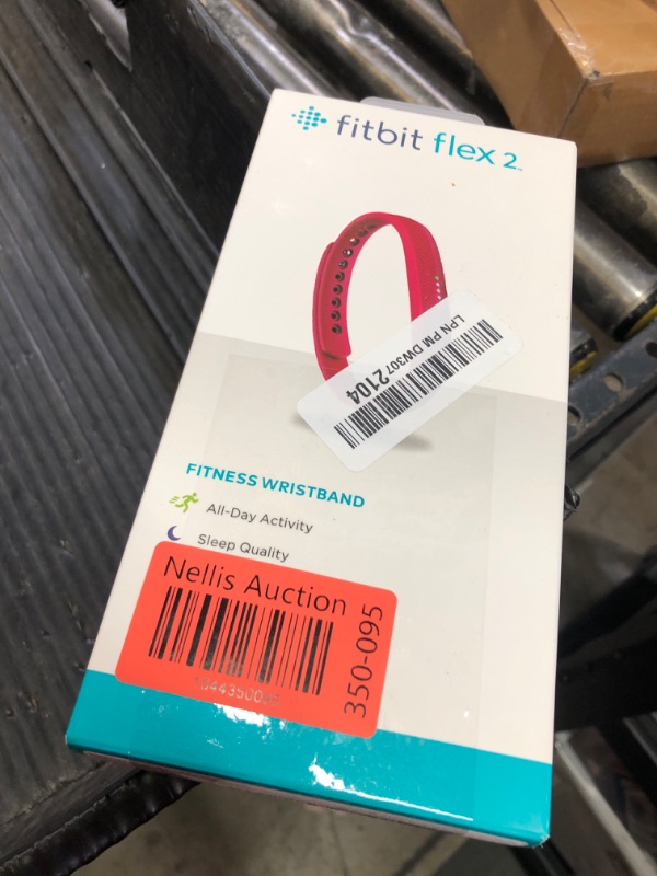 Photo 1 of Fitbit Flex 2, Magenta (US Version)