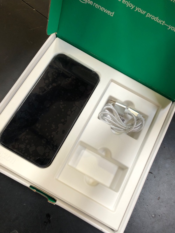 Photo 1 of Apple iPhone 15 Pro Max, 512GB, Black Titanium - Unlocked (Renewed Premium)