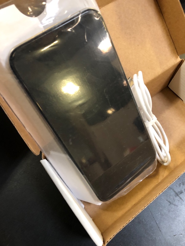Photo 1 of Apple iPhone 15 Pro Max, 256GB, Natural Titanium - Unlocked (Renewed)