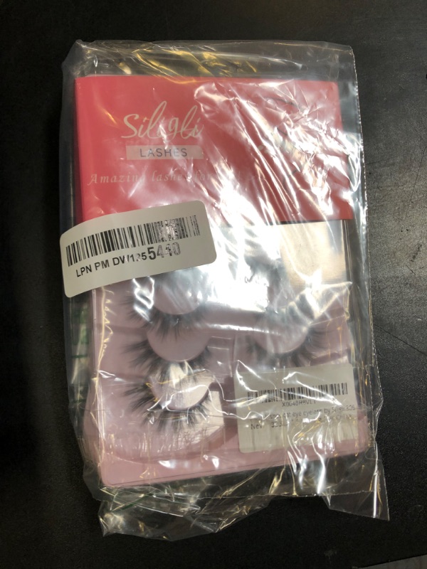 Photo 1 of Lashes Natural Cat Eye Lashes Wispy Eyelashes 15mm False Eyelashes Wispy Lashes 3D Volume Strip Eyelashes Thin Cotton Band Soft Fake Eyelashes False Lashes Pack 7 Pairs Siligli