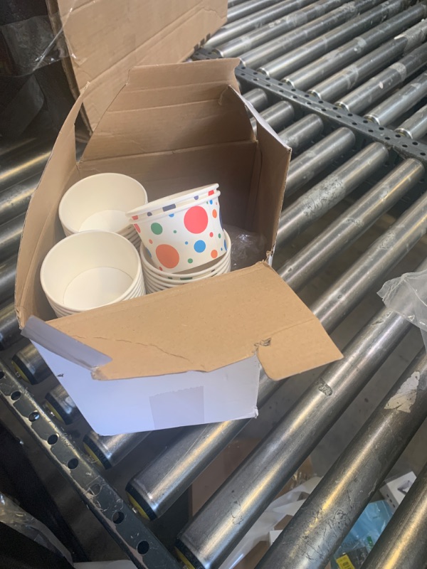 Photo 1 of Boao 100 Set 5.5 Oz Ice Cream Cups with Spoons Disposable Paper Sundae Dessert Bowls Summer Party Supplies (Dot Style)