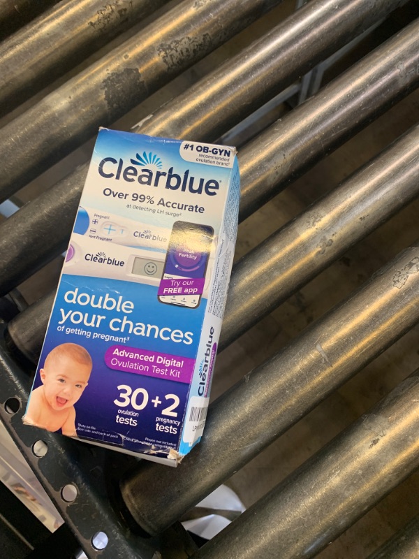 Photo 1 of Clearblue Advanced Digital Ovulation Test Kit, 32 Ct