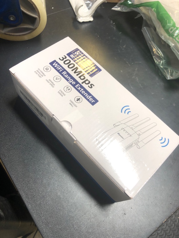Photo 1 of WIFI RANGE EXTENDER