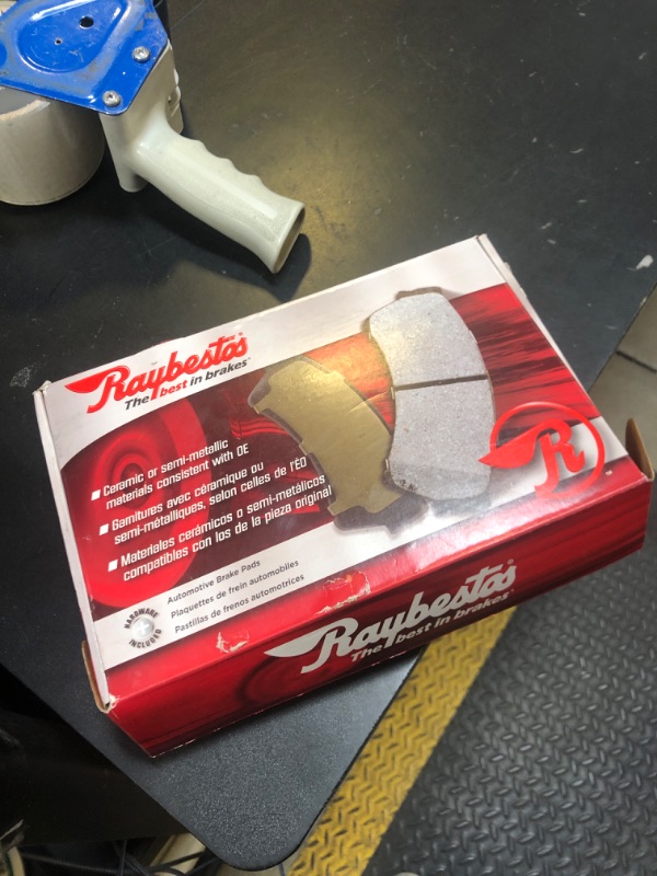 Photo 1 of Raybestos MGD154MH Reliant Brake Pad Set