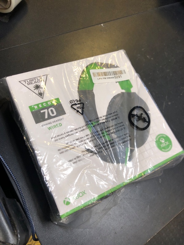 Photo 1 of Turtle Beach Recon 70 Multiplatform Gaming Headset for Xbox Series X|S, Xbox One, PS5, PS4, PC & Mobile w/ 3.5mm Wired Connection - Flip-to-Mute Mic, 40mm Speakers, Lightweight Design, Black