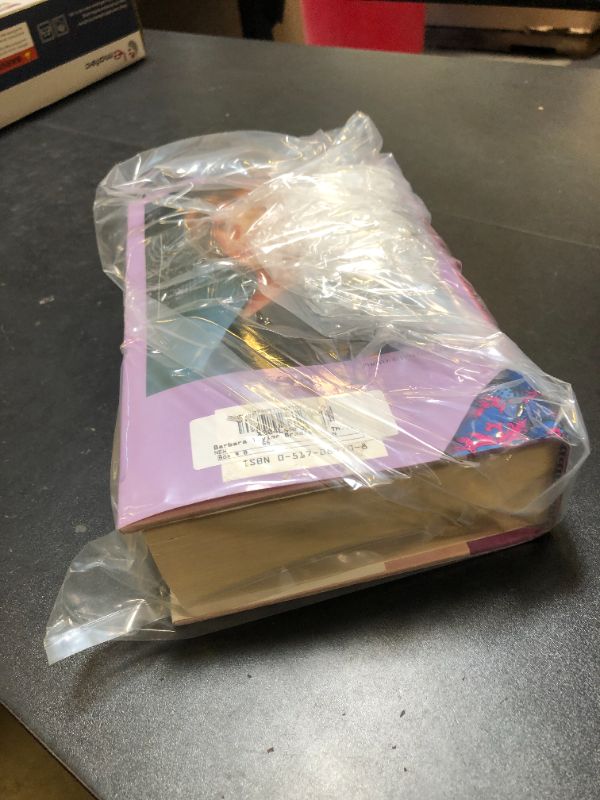 Photo 1 of Barbara Taylor Bradford, Three Complete Novels: Hold the Dream / To Be the Best / Act of Will Hardcover – October 14, 1992
