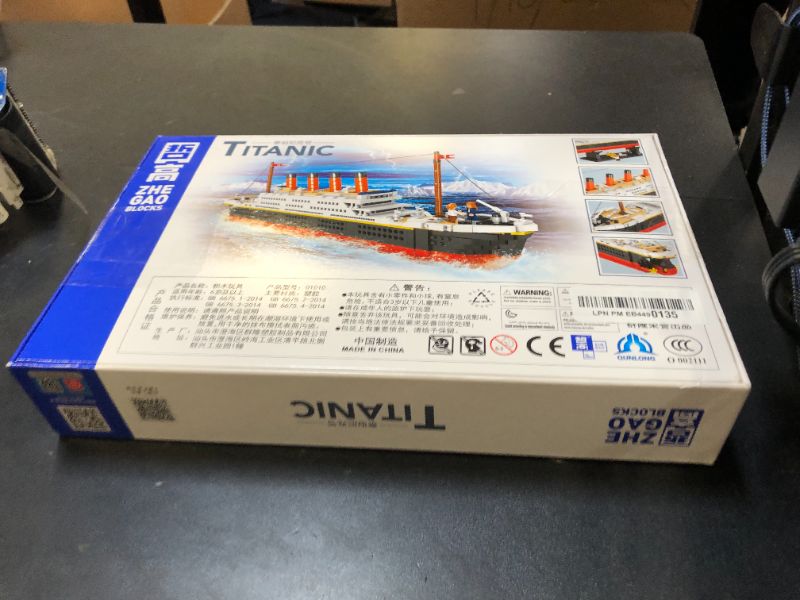 Photo 1 of RSDHFLY Titanic Model Building Blocks Set,1288 Pieces Titanic Cruise Ship Model Building Set Toys,a DIY Bricks for Adults and Toys Gifts for Kids