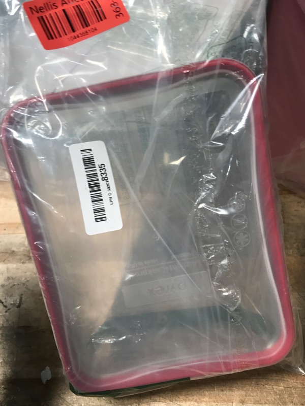 Photo 1 of Pyrex Freshlock Glass Food Storage Container, Airtight & Leakproof Locking Lids, Freezer Dishwasher Microwave Safe, 8 Cup