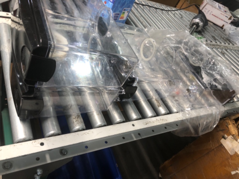 Photo 1 of **************THIS IS ONLY THE CLEAR BEVERAGE CONTAINERS*************
VEVOR Commercial Beverage Dispenser, 4 Tanks 10 L / 10.6 QT Per Tank Juice Dispenser, 430W Stainless Steel Ice Tea Drink Machine with 45°F-54°F Cooling Temperature, for Cold Drink Resta