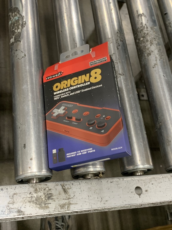 Photo 1 of *FOR PARTS* Retro-Bit Origin 8 2.4 GHz Wireless Controller – for Original NES, PC/Windows, MacOS, USB Devices, Nintendo Switch Online - Red/Black