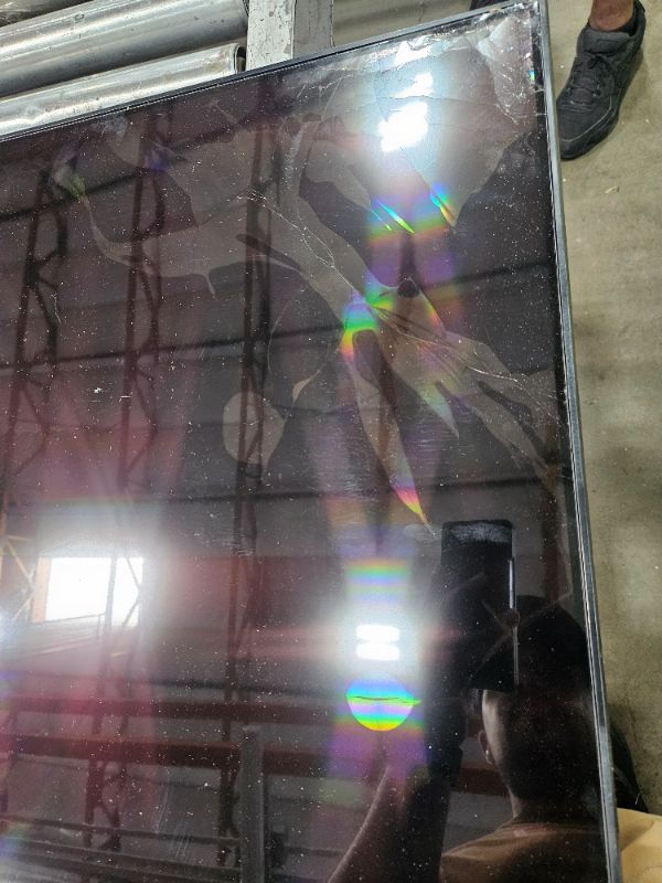Photo 1 of ** BROKEN SCREEN, FINAL SALE **  Samsung 55-Inch Class 4K Crystal UHD DU8000 Series HDR Smart TV w/Object Tracking Sound Lite, Motion Xcelerator, Ultra Slim Design, Gaming Hub, Alexa Built-in (UN55DU8000, 2024 Model)