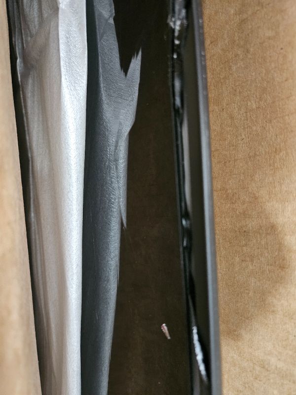 Photo 1 of * BROKEN SCREEN ** FINAL SALE  ** Samsung 43-Inch Class Crystal UHD U8000F 4K Smart TV (2025 Model) Endless Free Content, Crystal Processor 4K, MetalStream Design, Knox Security, Alexa Built-in