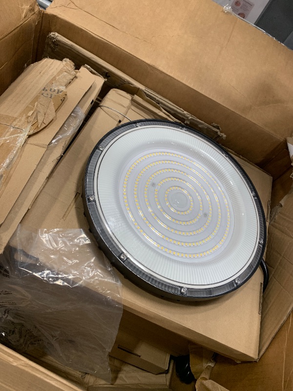 Photo 1 of 10 Pack UFO LED High Bay Light 200W, 30000 LM, 5000K Daylight, Commercial High Bay LED Shop Lights Fixture with 5' Cable US Hook for Warehouse Workshop Factory Barn Lighting