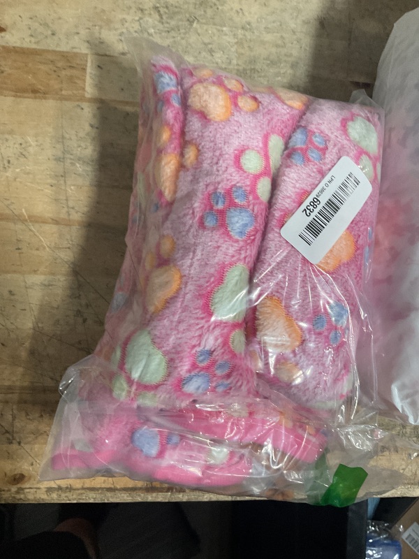 Photo 1 of 1 Pack 3 Blankets Super Soft Fluffy Premium Fleece Pet Blanket Flannel Throw for Dog Puppy Cat Paw Brown/Pink/White Small(23x16 inch)