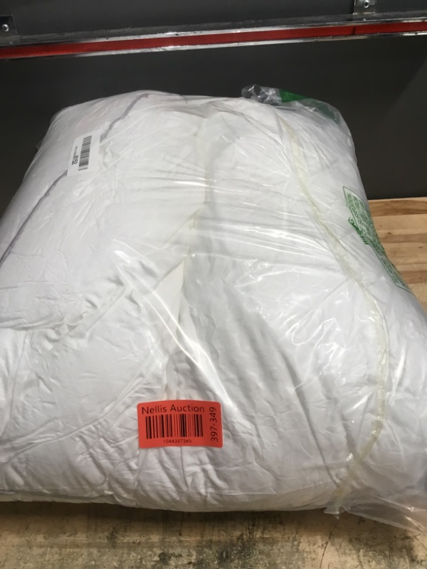 Photo 1 of (SINGLE) (BAGGED) Sasttie Euro Pillow Insert 26x26, European Pillows Set of 2 for Bed, Couch, and Sofa - Oeko-Tex Certified Down Alternative Filling, 2 Pack, 26x26 Inches