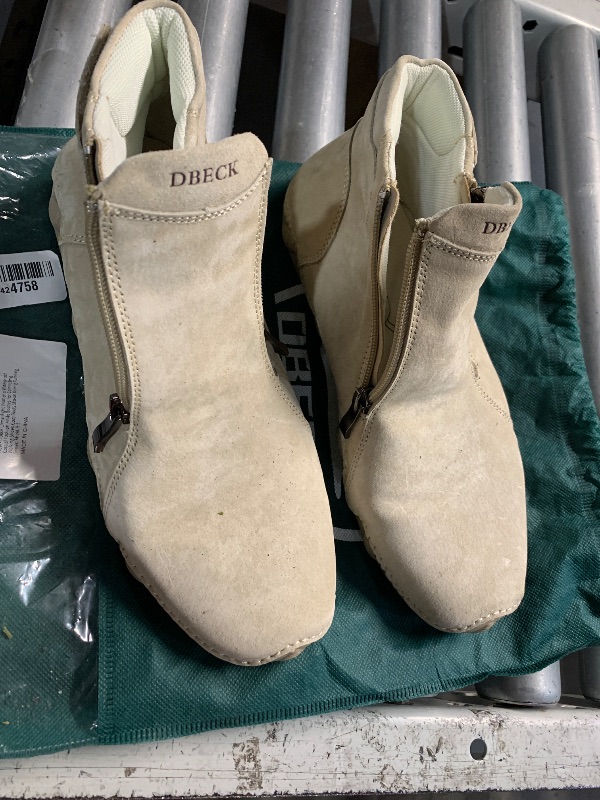 Photo 1 of ***(HEAVILY USED/ MINOR DAMAGE)***Dbeck Climatelight Women's Waterproof Casual Fashion Ankle Booties for Commuting Walking Shoes Cozy Boots Slip-on Driving Running Shoes, Khaki, 9.5