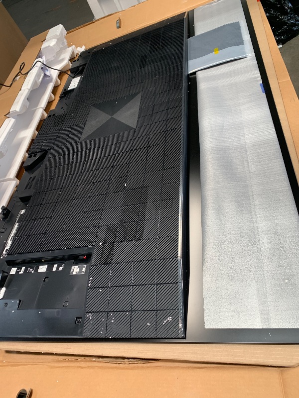 Photo 1 of ***SCREEN IS CRACKED*** Sony OLED 83 inch BRAVIA XR A80L Series 4K Ultra HD TV: Smart Google TV with Dolby Vision HDR and Exclusive Gaming Features for The PlayStation® 5 XR83A80L- 2023 Model,Black