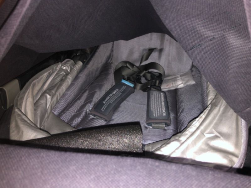 Photo 1 of ****PARTS ONLY***UPPAbaby Vista V3 Stroller - Full-Size Single-to-Double Stroller System - Toddler Seat, Bug Shield, Rain Shield, and Storage Bag Included - Noa (Navy/Carbon Frame/Saddle Leather)