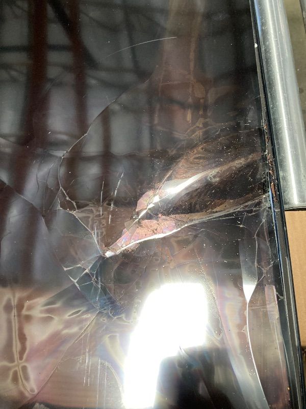 Photo 1 of **SMASHED SCREEN FINAL SALE**55' Class 4K HDR LED Select Series Smart TV - 55R4A5R
